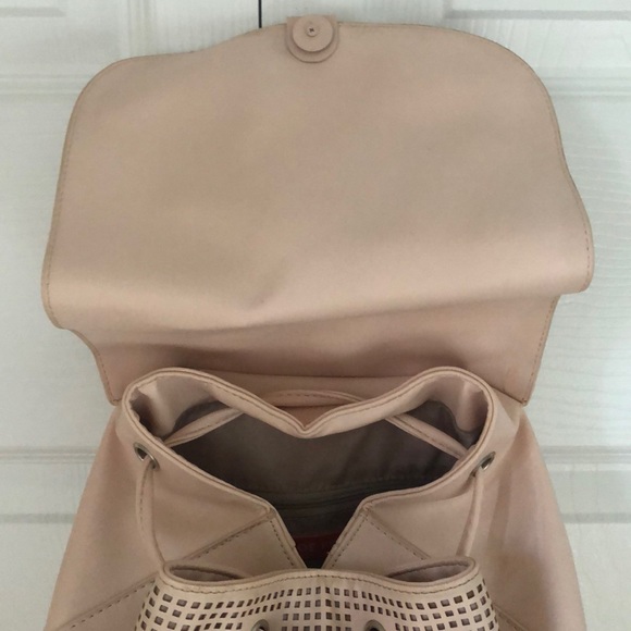 Women back pack!Blush rose colour - Picture 3 of 11